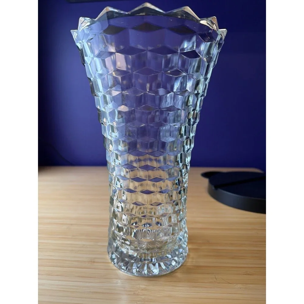 Vintage Clear Pressed Glass Vase Honeycomb Pattern Sawtooth Rim‎ 9.75